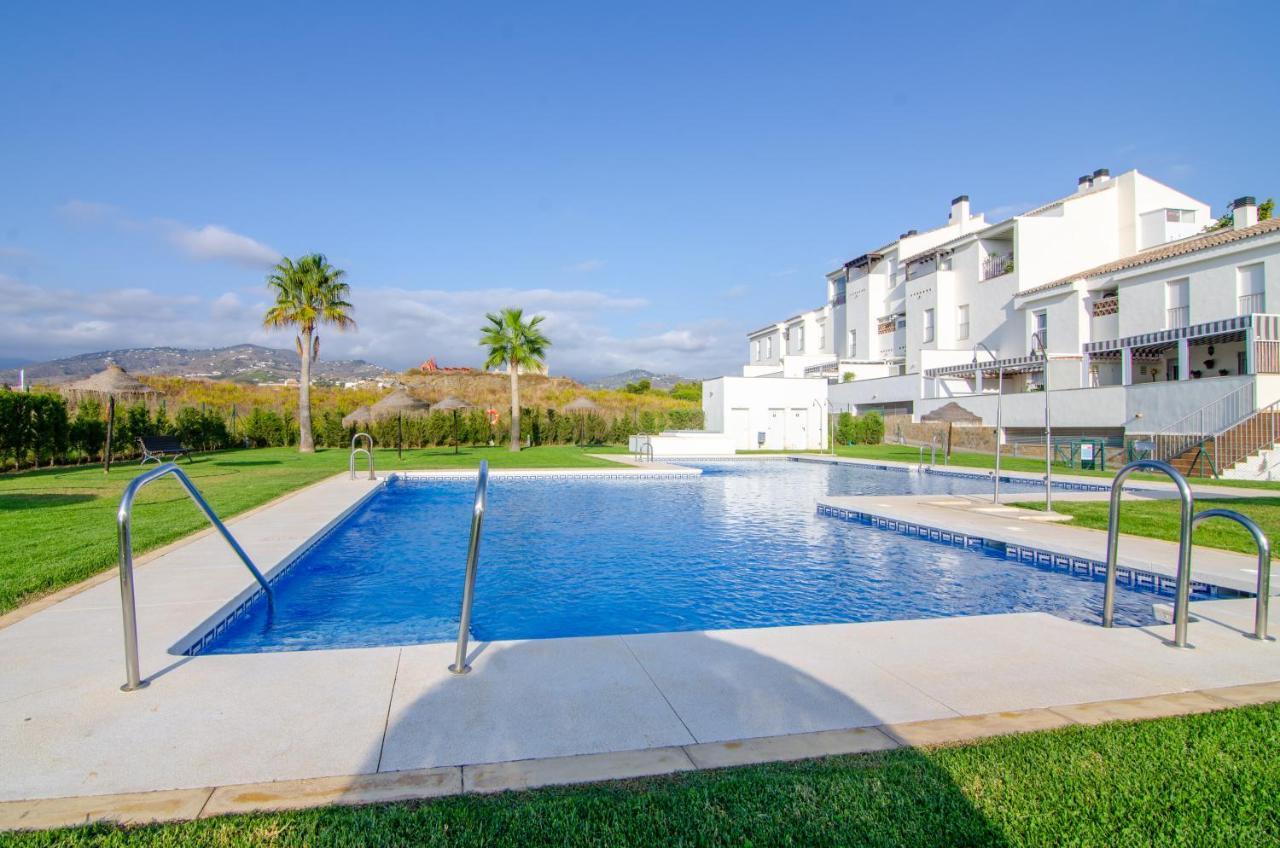 Wintowinrentals Huge Private Terrace &, Relax Caleta De Velez Exterior photo