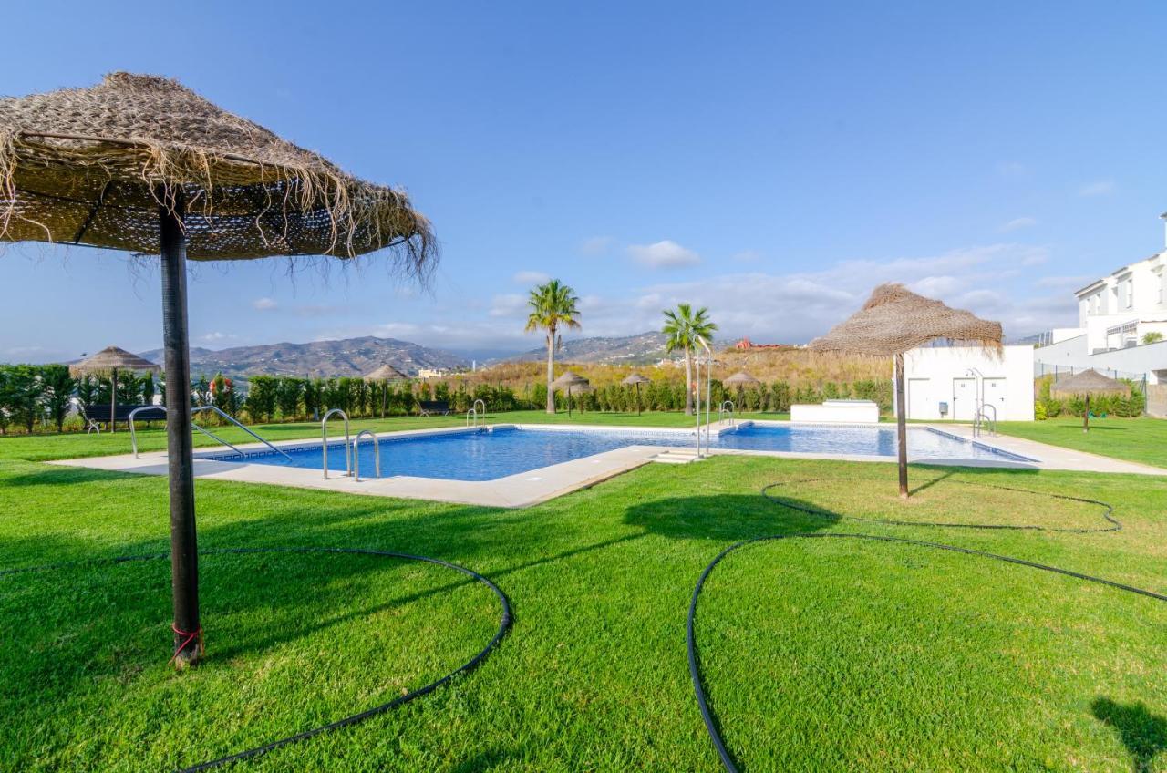 Wintowinrentals Huge Private Terrace &, Relax Caleta De Velez Exterior photo
